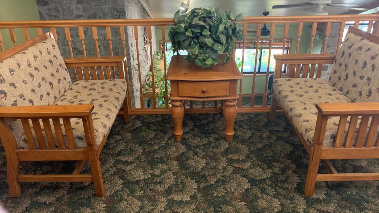 Regency Inn And Suites Stilwell Exterior foto