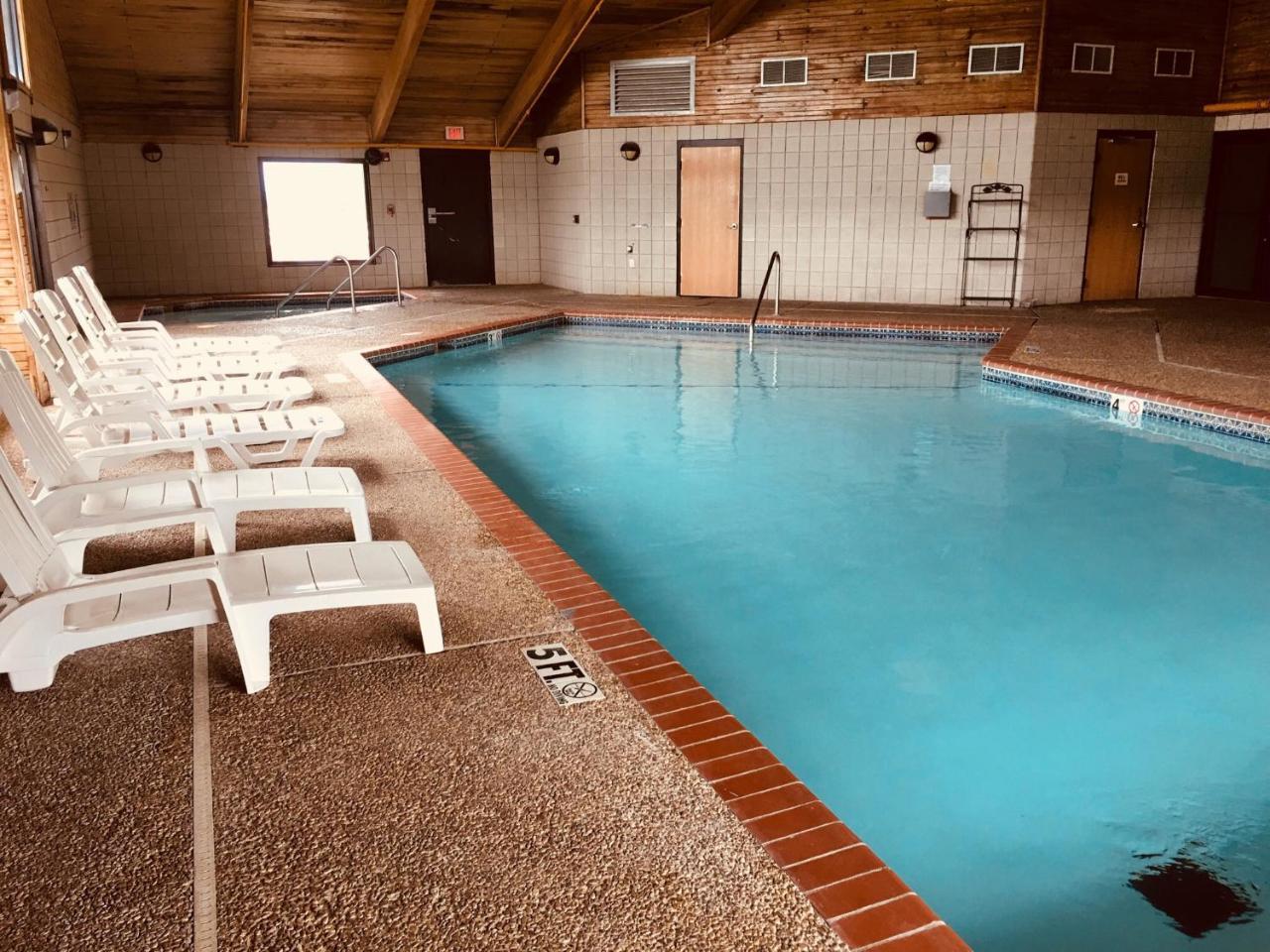 Regency Inn And Suites Stilwell Exterior foto