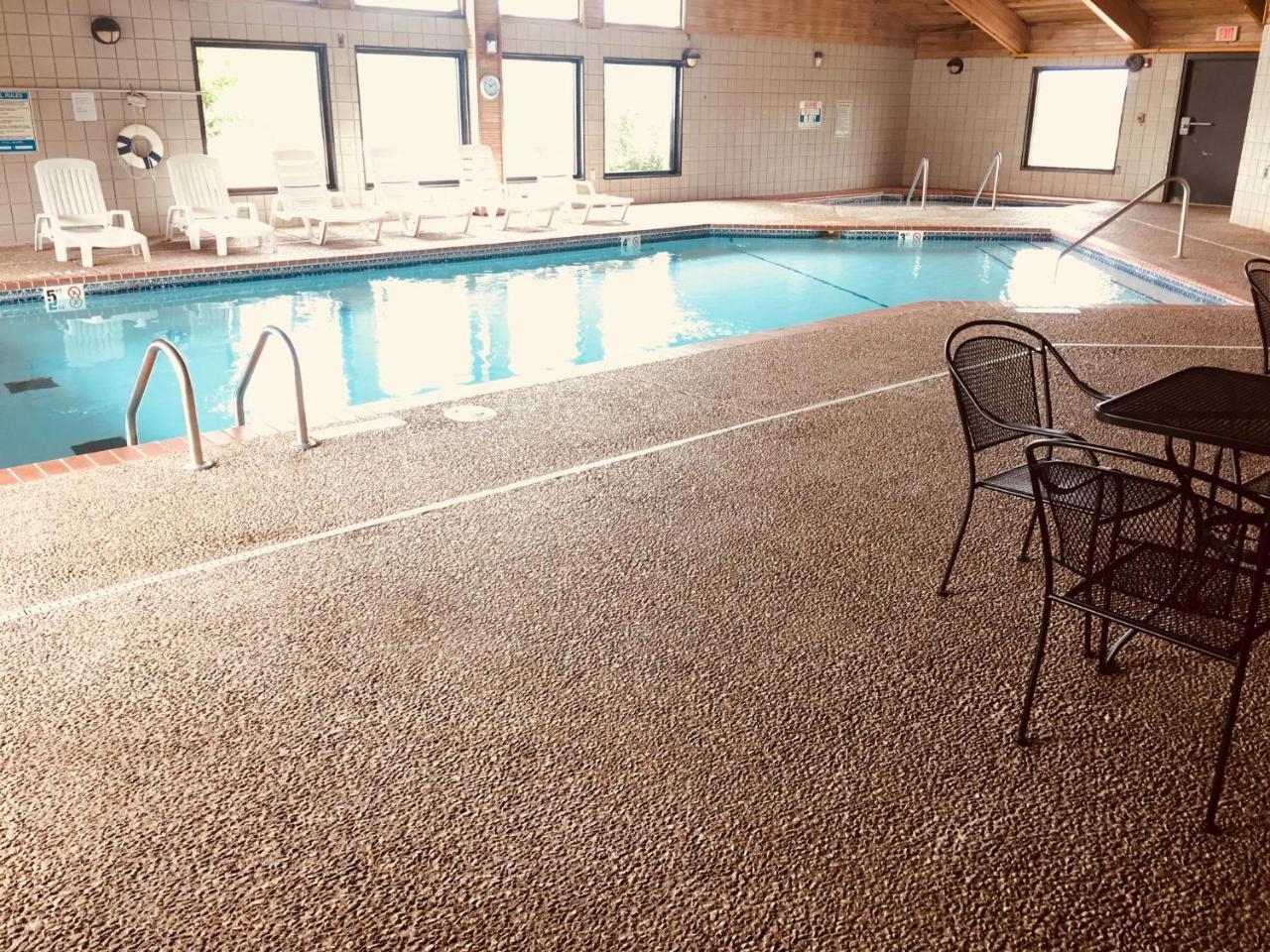 Regency Inn And Suites Stilwell Exterior foto